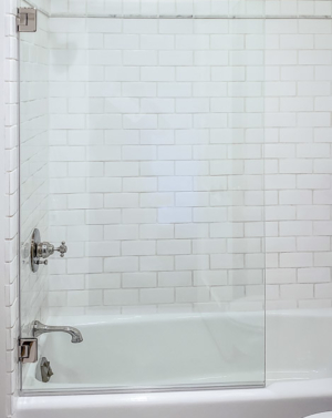 Schicker AG40 Tub Frameless Screen