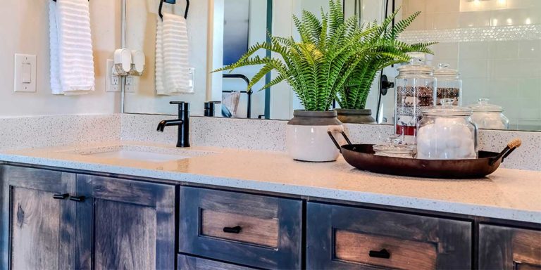 5 Ways to Create Rustic Bathroom Cabinets