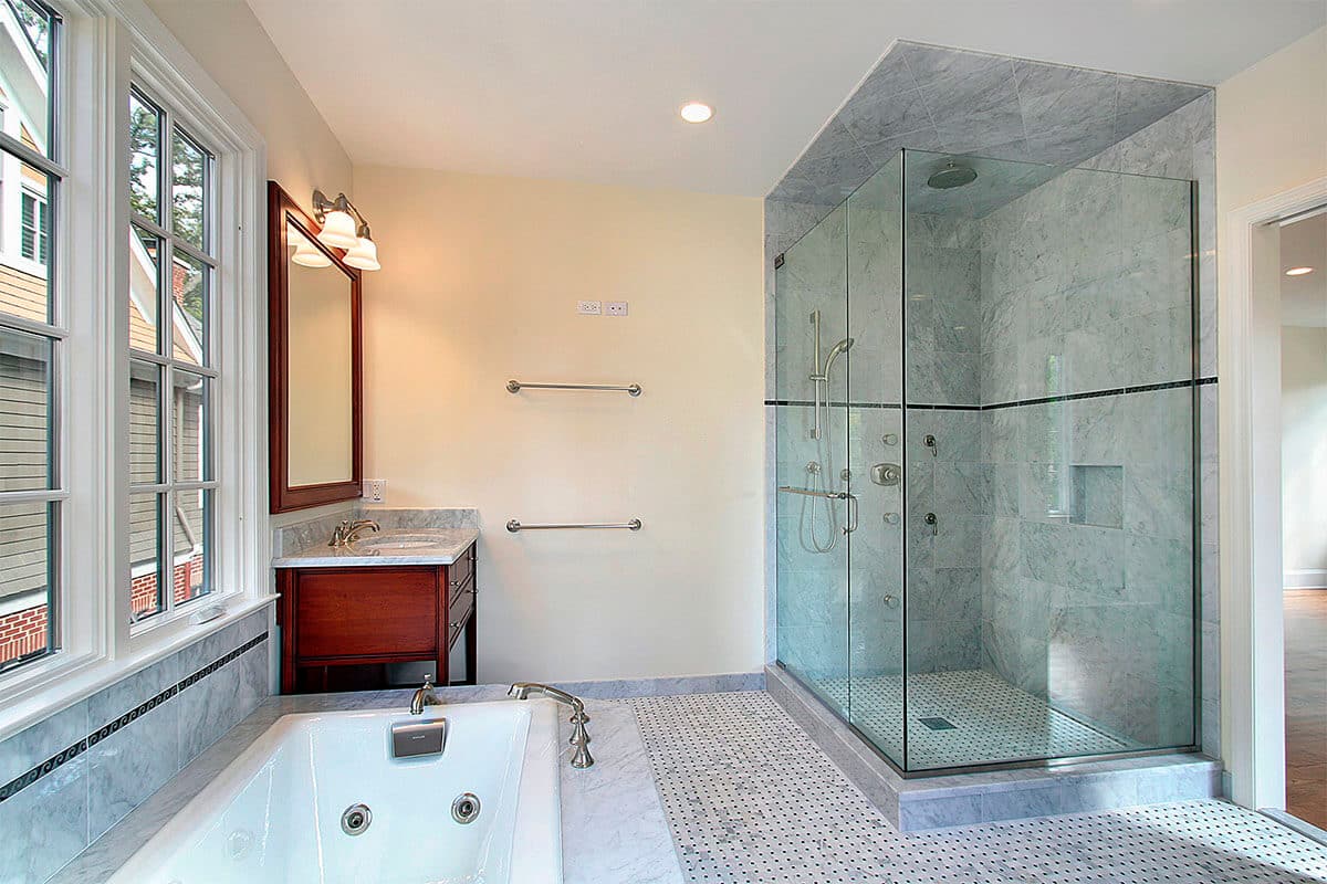 benefits of frameless glass shower doors